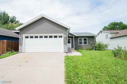 5309 18th St S, Fargo, ND, 58104-6363 | Card Image