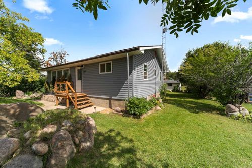 5017 49 Avenue, Forestburg, AB, T0B1N0 | Card Image