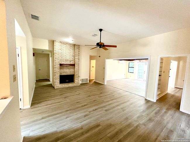 5904 Spring Vly, House other with 3 bedrooms, 2 bathrooms and null parking in San Antonio TX | Image 5