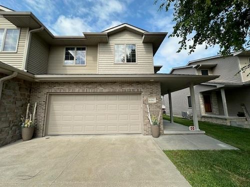 6161 Laroche Rd, Lincoln, NE, 68526-6058 | Card Image