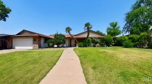 3124 Audubon Drive, Bakersfield, CA, 93301 | Card Image