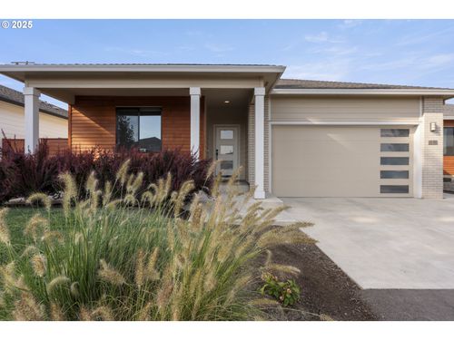 1686 Wilson Ct, Monmouth, OR, 97361-9100 | Card Image