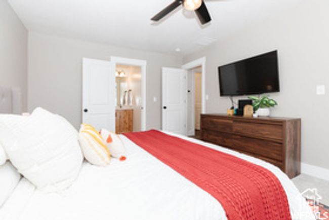 Bedroom with baseboards and a ceiling fan | Image 17
