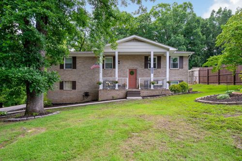 8480 Cross Timbers Cir, Hixson, TN, 37343-1670 | Card Image