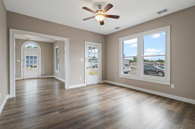 118 W Gandy St, Home with 0 bedrooms, 0 bathrooms and null parking in Denison TX | Image 10