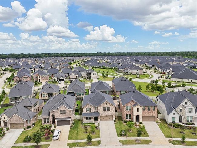 10126 Bayou Oaks Dr, House other with 4 bedrooms, 3 bathrooms and 2 parking in Conroe TX | Image 43