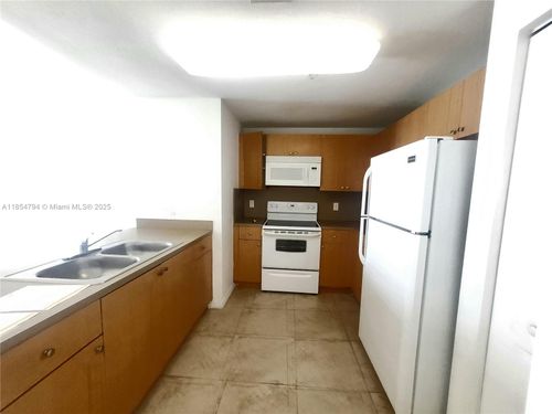 apt-502-435 Sw 12th Ave, Miami, FL, 33130-2460 | Card Image