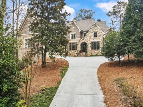 927 Buckingham Cir Nw, Atlanta, GA, 30327-2701 | Card Image