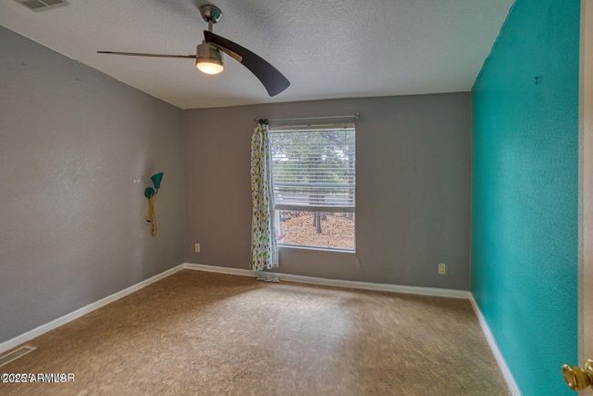 241 Timber Ridge Loop, House other with 3 bedrooms, 2 bathrooms and null parking in Show Low AZ | Image 15