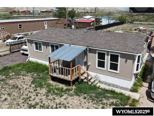 121 Muledeer St, Opal, WY, 83124-5025 | Card Image