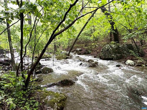 95 Hanging Rock Ln, WINTERGREEN RESORT, VA, 22967-8131 | Card Image