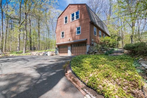 34 Allen Rd, Belchertown, MA, 01007-9549 | Card Image