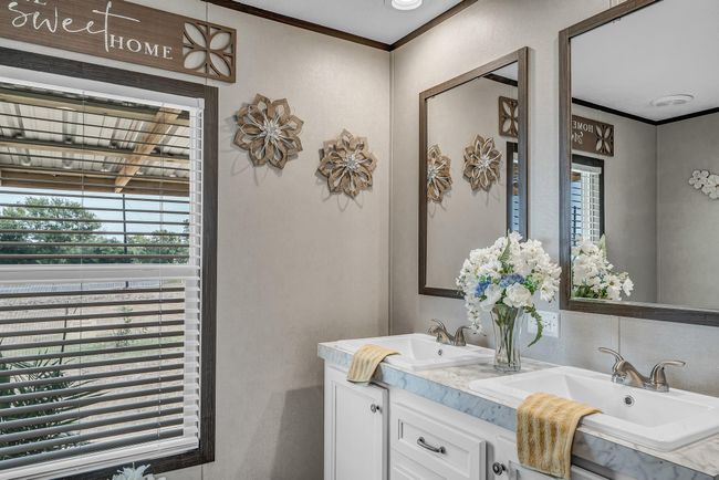 2747 Old Masonic Rd, House other with 3 bedrooms, 2 bathrooms and 2 parking in Brenham TX | Image 11