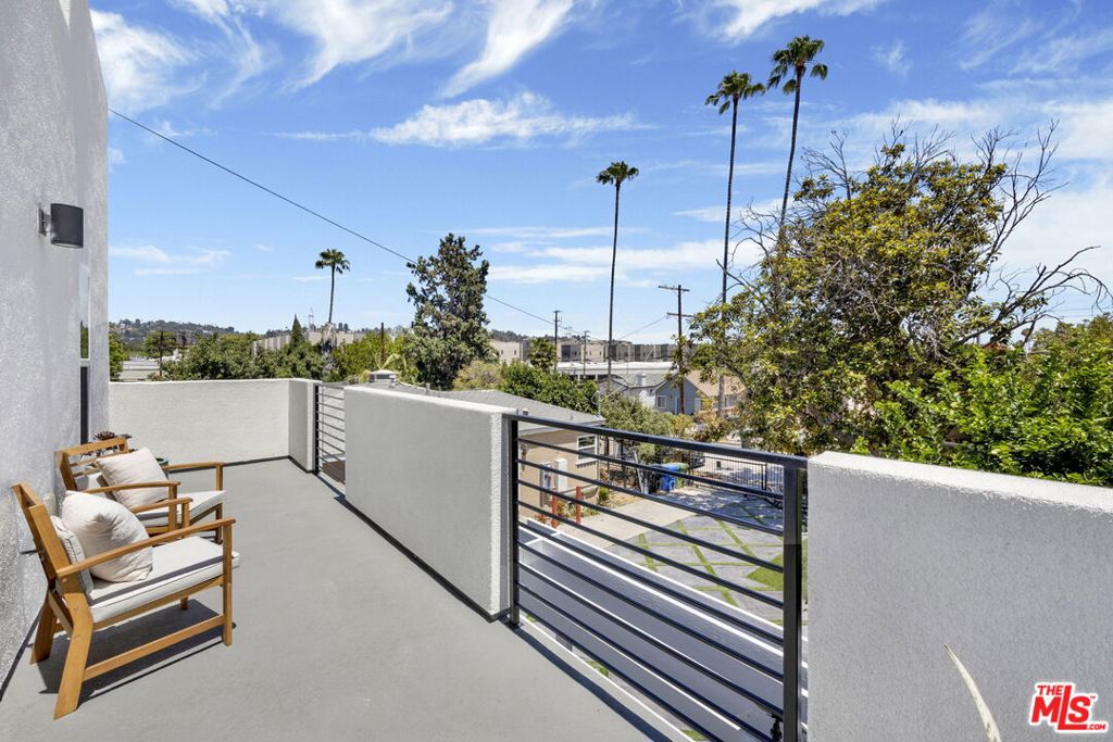 Residential in Los Angeles 5