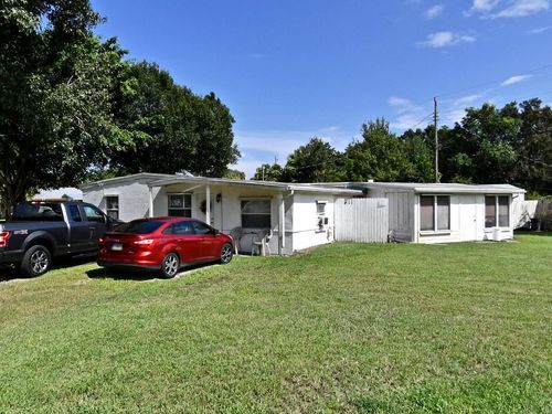 5000 Regina Dr, Fort Pierce, FL, 34982-7338 | Card Image