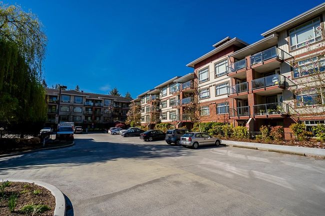 335 - 2233 Mckenzie Road, Condo with 1 bedrooms, 1 bathrooms and 1 parking in Abbotsford BC | Image 2
