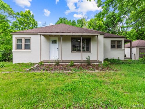 9915 North Rd, Fairview Heights, IL, 62208-2468 | Card Image