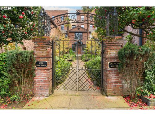 8-2182 Nw Hoyt St, Portland, OR, 97210 | Card Image