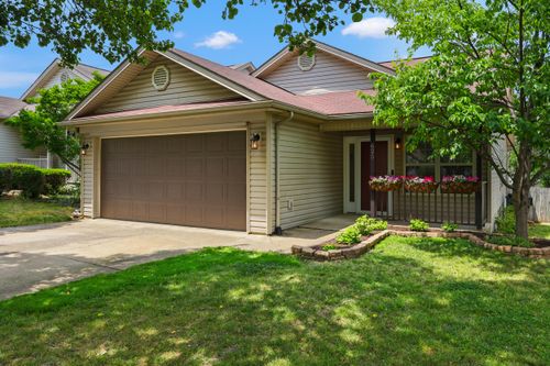625 Hugging Bear Dr, Lexington, KY, 40509 | Card Image