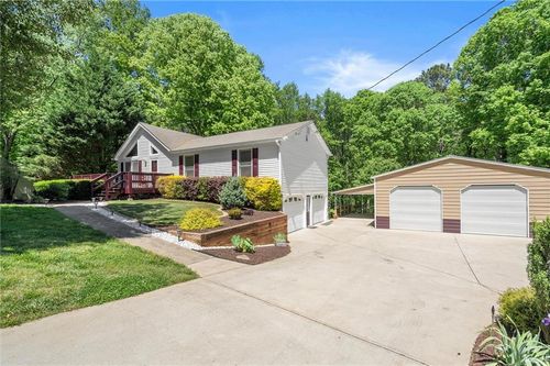 225 Pine Trl, Canton, GA, 30115-4533 | Card Image