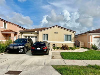 16971 Sw 142nd Pl, House other with 3 bedrooms, 2 bathrooms and null parking in Miami FL | Image 1