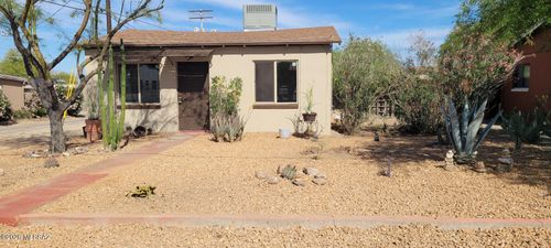 1032 N Catalina Ave, Tucson, AZ, 85711-1133 | Card Image