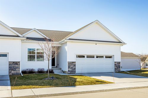 405 Se Willow Run Ln, Ankeny, IA, 50021-7248 | Card Image