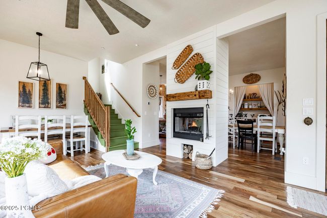 4611 S Cove Ln, Home with 3 bedrooms, 3 bathrooms and null parking in Daniel UT | Image 29