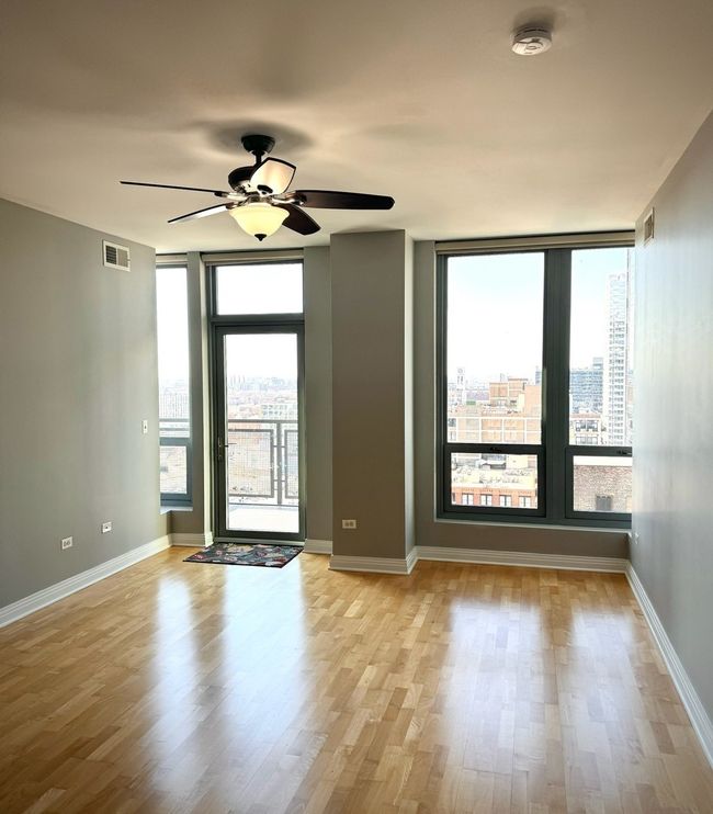 UNIT-1707 - 565 W Quincy St, Condo with 2 bedrooms, 2 bathrooms and 1 parking in CHICAGO IL | Image 6