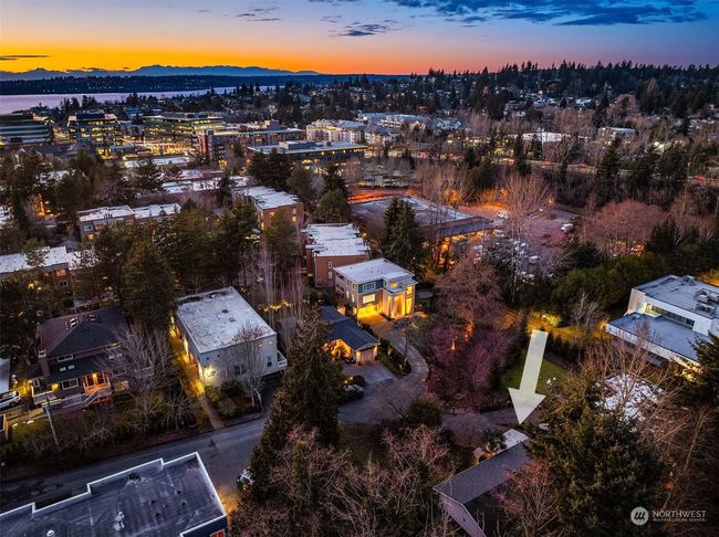 828 2 Nd Ave, House other with 3 bedrooms, 2 bathrooms and 1 parking in Kirkland WA | Image 37