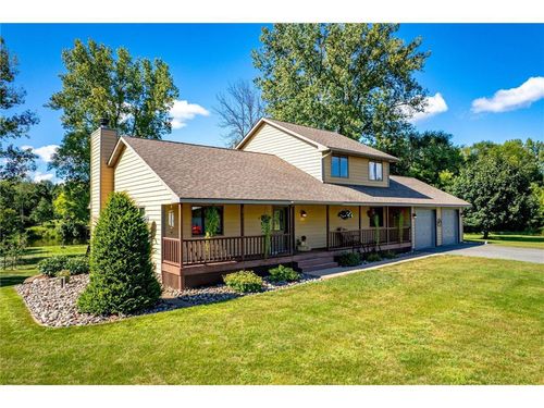 1152 County Road C, New Richmond, WI, 54017-6101 | Card Image