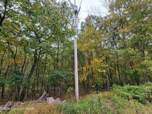 16 &amp; 17 Summit Drive, East Stroudsburg, PA, 18302 | Card Image