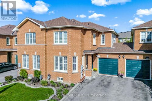 66-102 Pinedale Gate, Vaughan (East Woodbridge), ON, L4L8X3 | Card Image