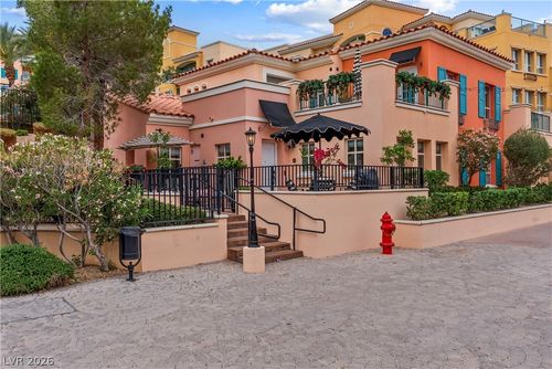 170-30 Strada Di Villaggio, Henderson, NV, 89011-2820 | Card Image