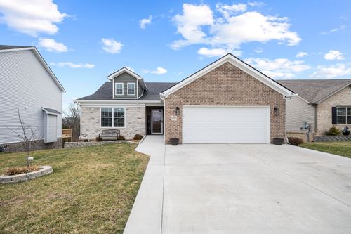 1057 Mission Dr, Richmond, KY, 40475-8476 | Card Image