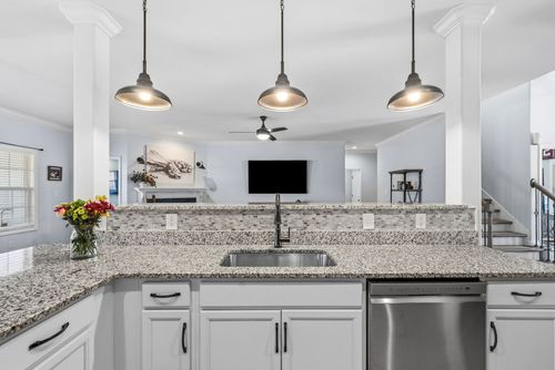 1663 Southside Rd, Southside, TN, 37171-9031 | Card Image