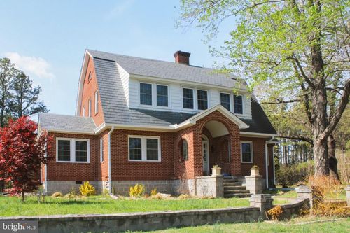 22889 N James Madison Hwy, DILLWYN, VA, 23936-2926 | Card Image