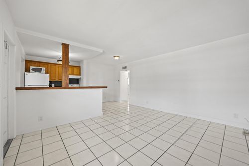 apt-9-5050 Bayview Dr, Fort Lauderdale, FL, 33308-4344 | Card Image