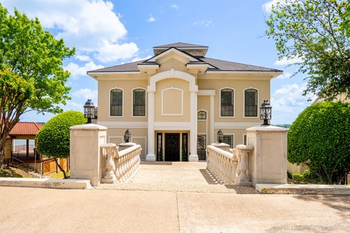 5001 Rio Vista Dr, Granbury, TX, 76049-5173 | Card Image