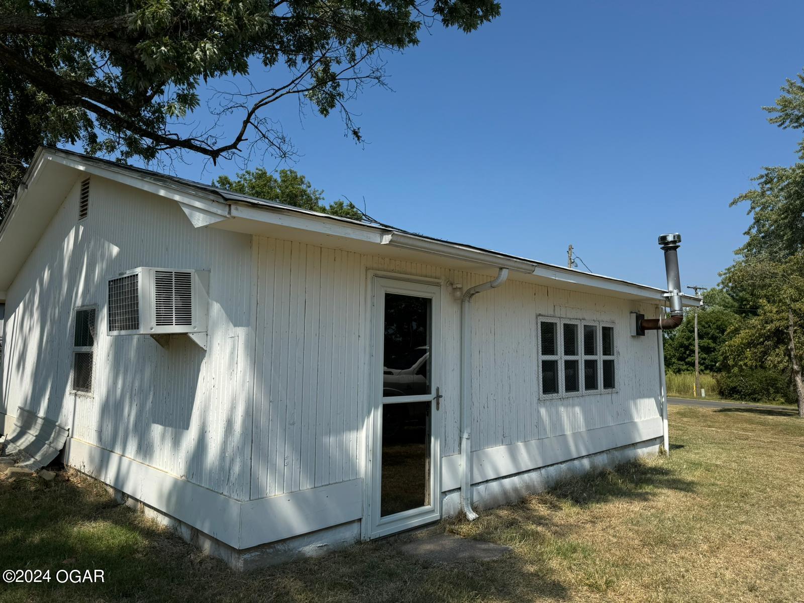 School St, Goodman, MO 64843