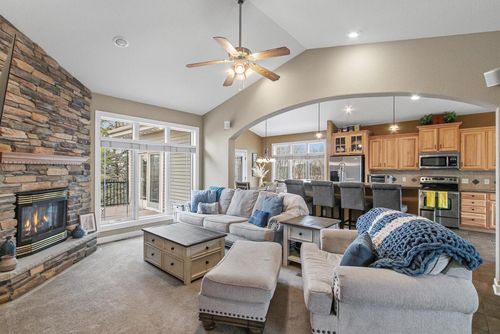 614 Woodhaven Court, Cambridge, WI, 53523 | Card Image