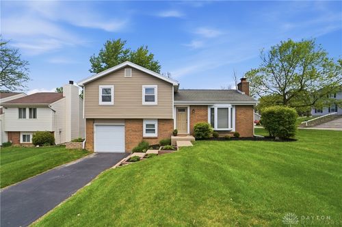 5546 Highfield Ct, West Chester, OH, 45069 | Card Image