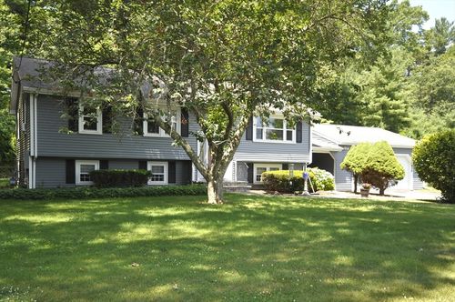 1935 Washington St, East Bridgewater, MA, 02333-2223 | Card Image