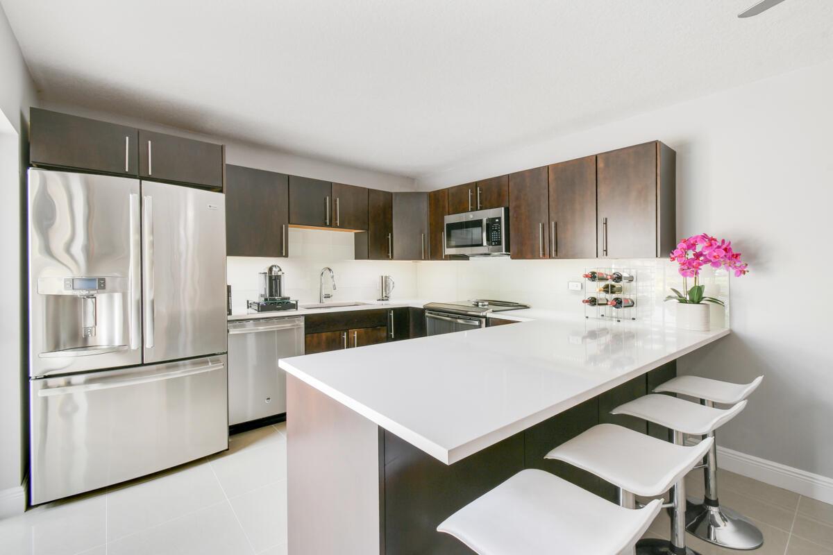 2nd Ter, Palm Beach Gardens, FL 33418