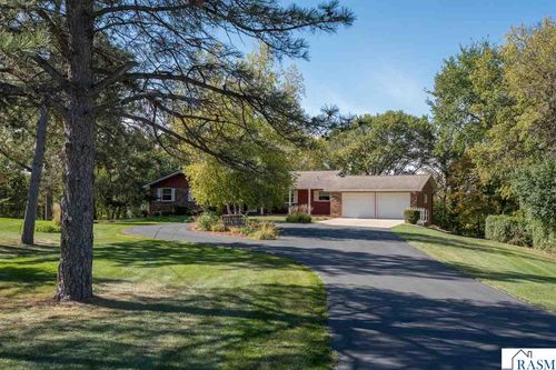 27 Capri Dr, Mankato, MN, 56001-4119 | Card Image