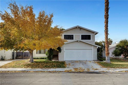 3589 Calmosa St, Las Vegas, NV, 89103-1222 | Card Image