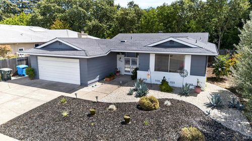 8830 Oak Trail Drive, Santa Rosa, CA, 95409 | Card Image