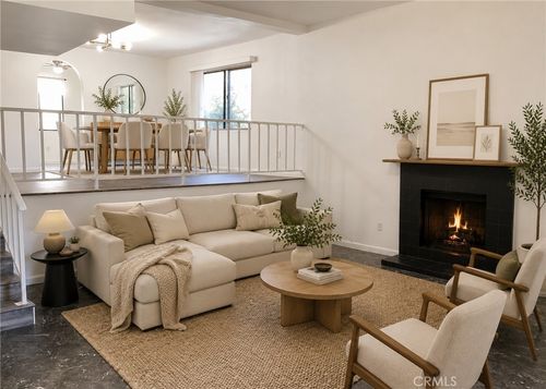 a-17836 Killion St, Encino, CA, 91316 | Card Image