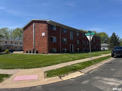 apt-6-400 N 5th St, Eldridge, IA, 52748-1151 | Card Image