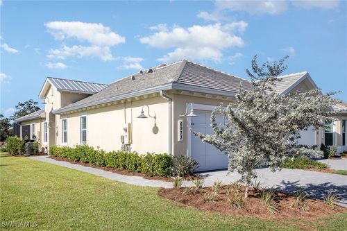 6933 Saona Ct, NAPLES, FL, 34113-9070 | Card Image